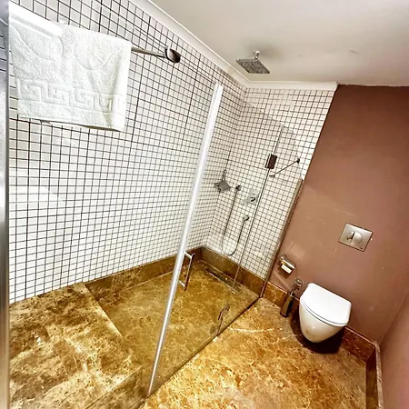 Готель Blue Sea