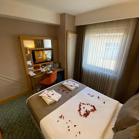 Blue Sea Hotel